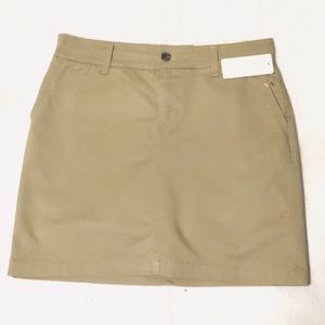 NWT Sonoma Khaki Skort Relaxed Fit Size 6
